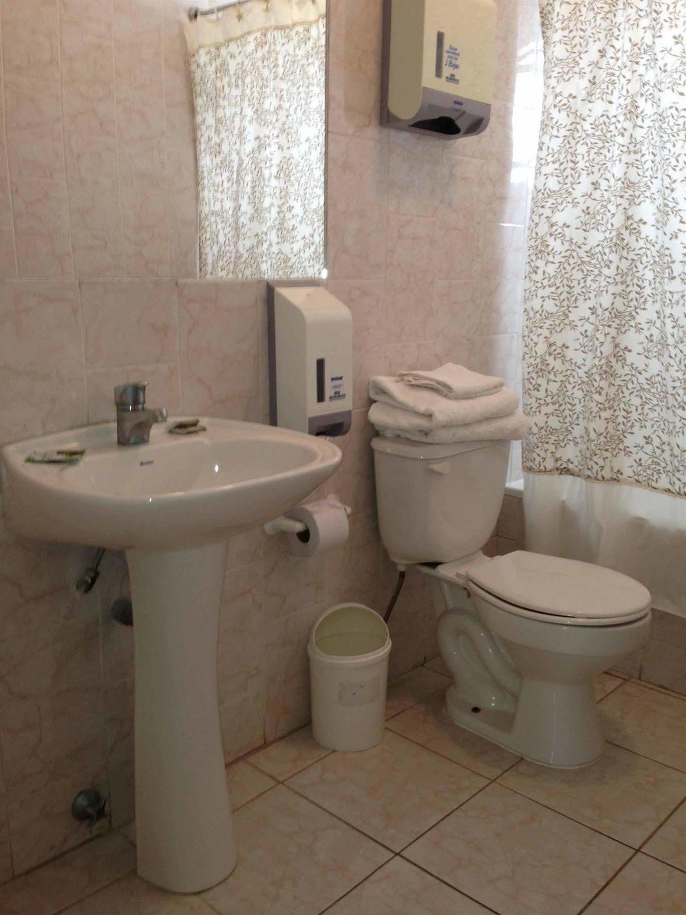 Hotel Blanco Encalada Байя-Инглеса Номер фото